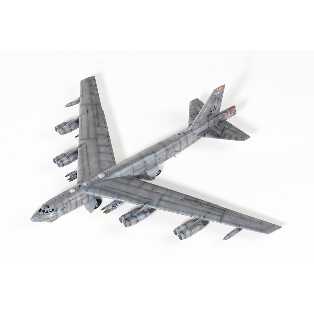 Academy US Air Force B-52H Stratofortress 20th BS Buccaneers 1:144 12622