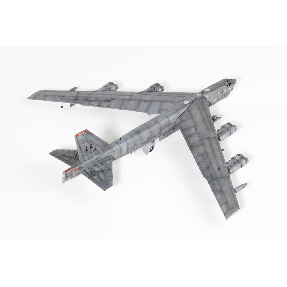 Academy US Air Force B-52H Stratofortress 20th BS Buccaneers 1:144 12622