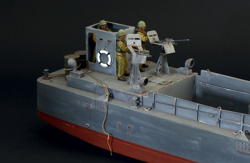 Italeri LCM 3 Landing Craft Mechanized D Day 80 Years 1/35 6755 - Image 8