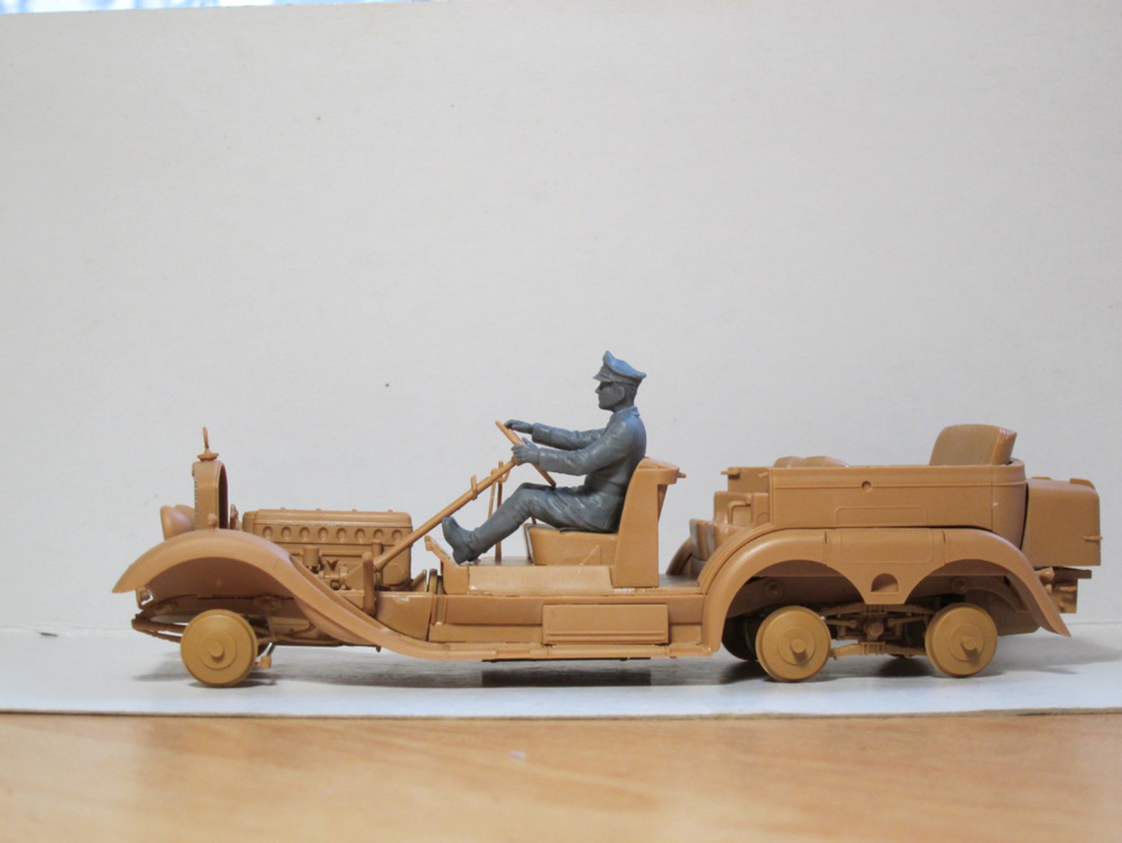 ICM 1/32 German Drivers (1939-1945) 4 Figures ICM35642 - Image 4