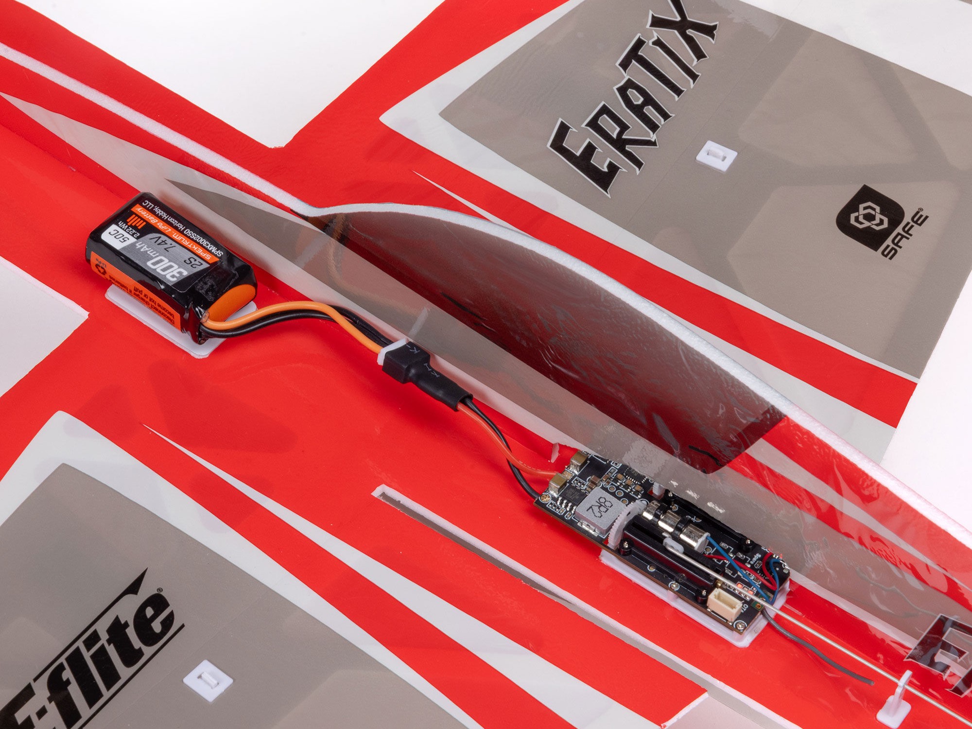 E-Flite UMX Eratix 3D FF (Flat Foamy) 450mm BNF Basic A-EFLU02050 - Image 17