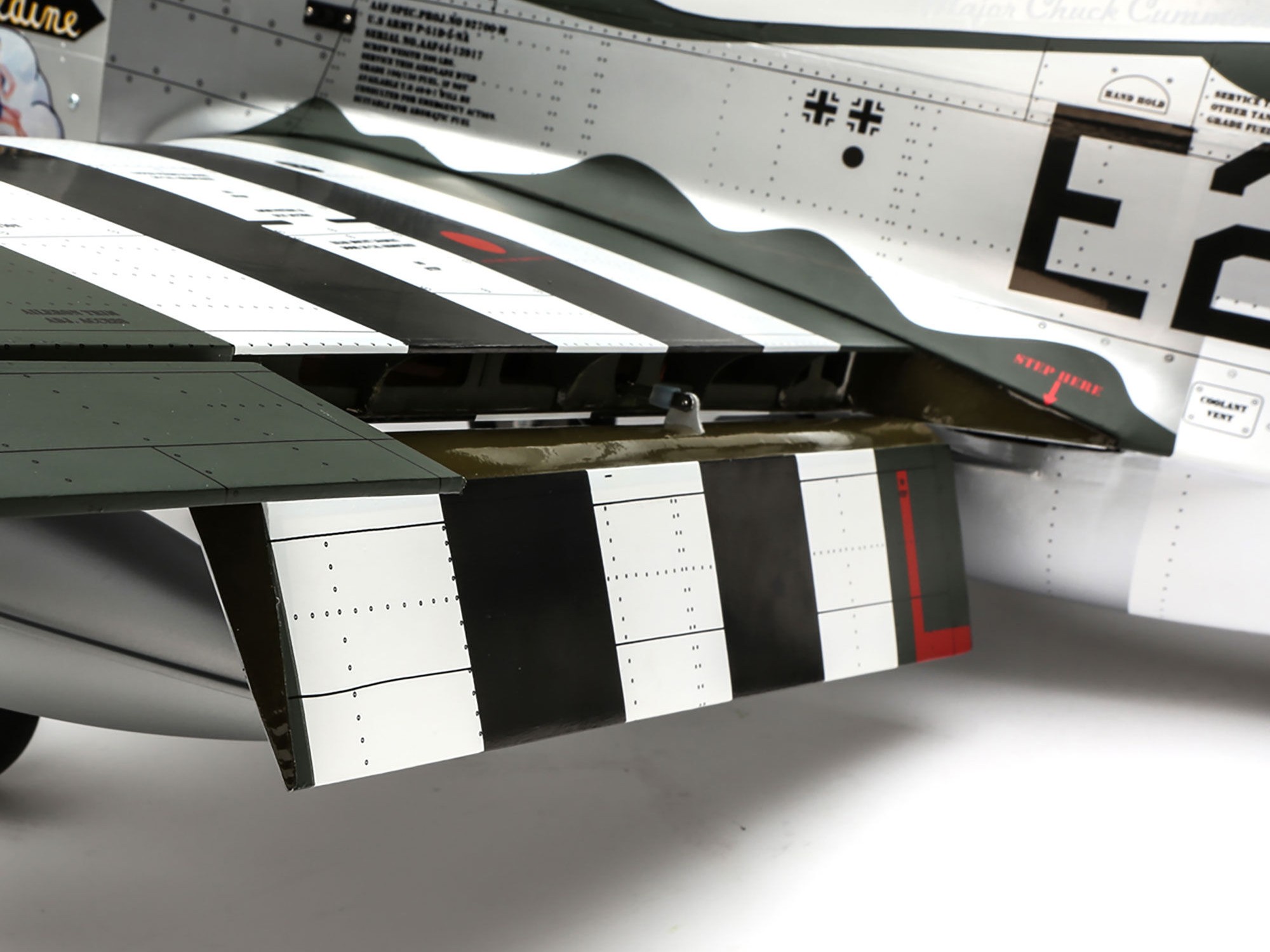 Hangar-9 P-51D Mustang 20cc ARF 69.5 Inch Updated A-HAN2820B - Image 15