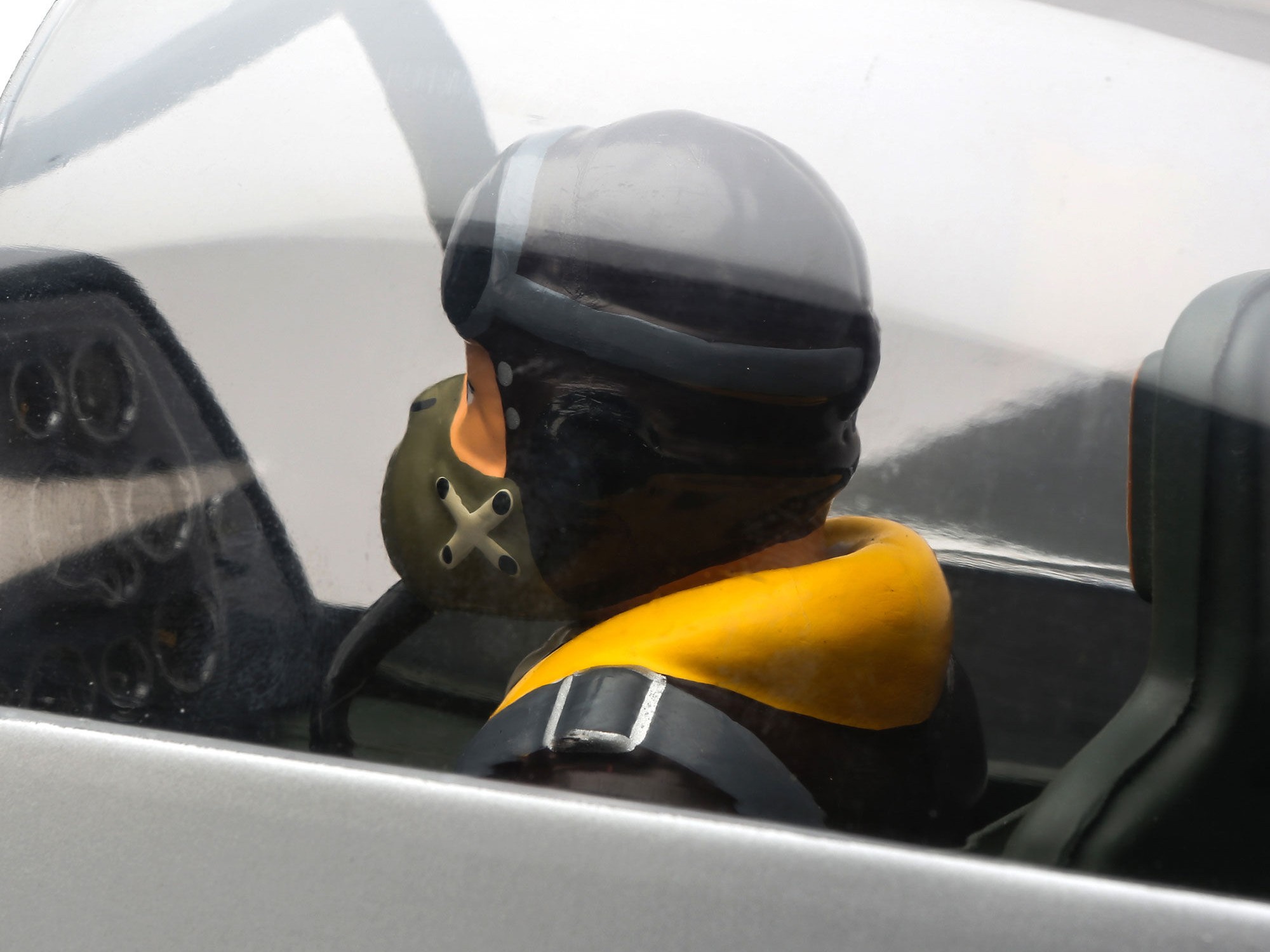 Hangar-9 P-51D Mustang 20cc ARF 69.5 Inch Updated A-HAN2820B - Image 12