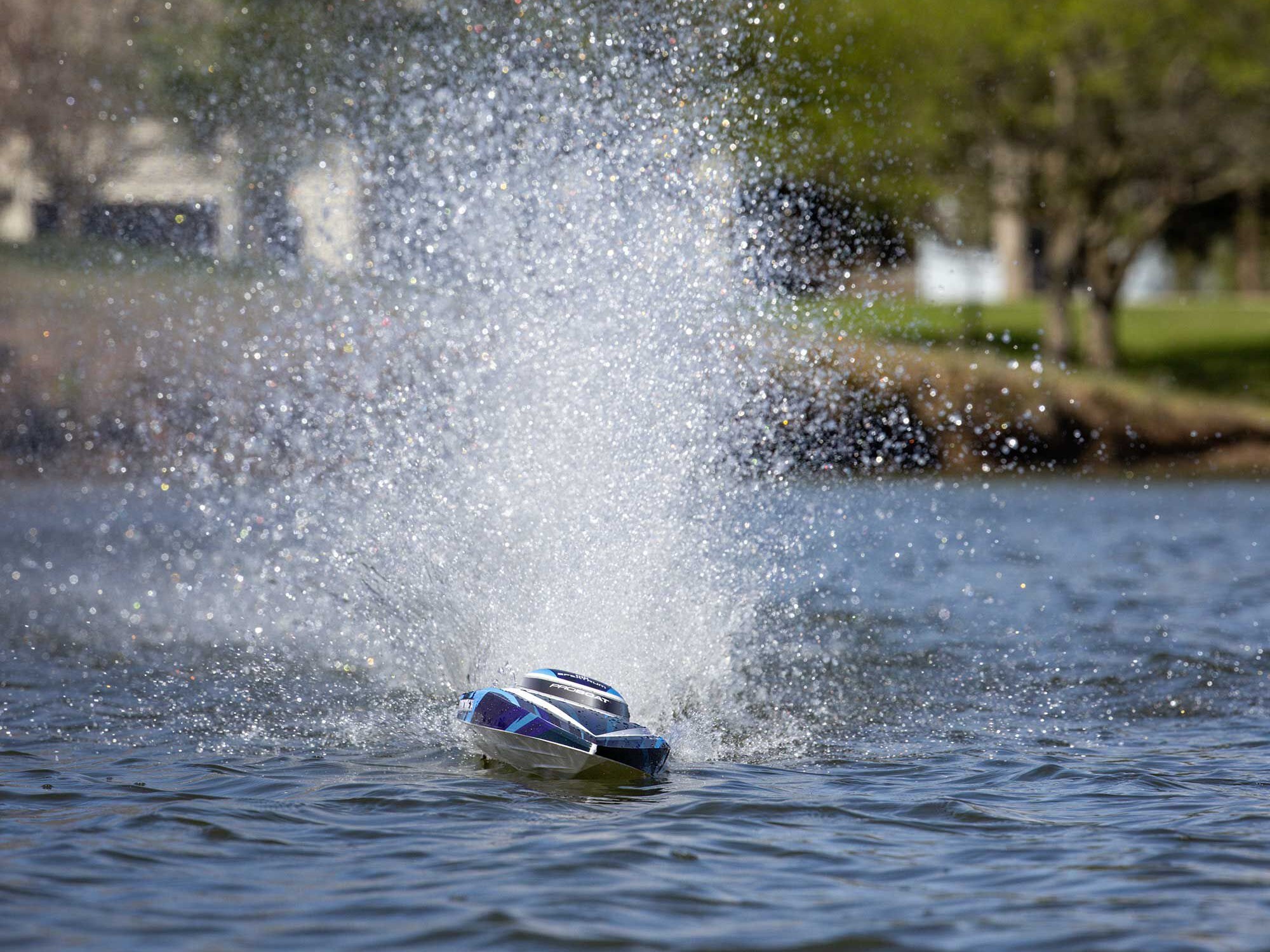 ProBoat Sonicwake 24in Self-Righting Brushless Deep-V RTR Blue B-PRB-1992T2 - Image 15