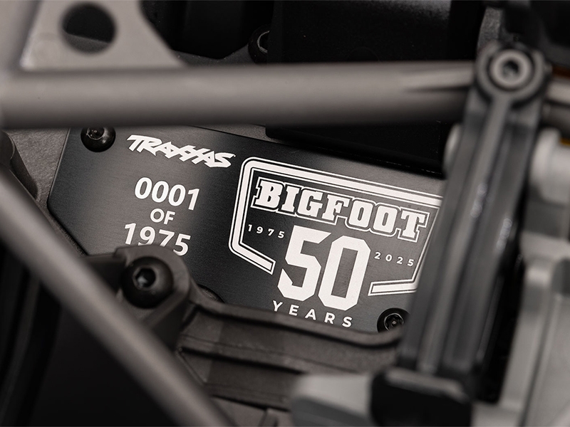 Traxxas X-Maxx X-Monster Bigfoot 50th TRX77136-4