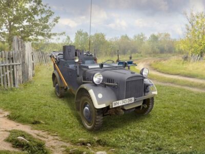 ICM le.gl.Einheitz-Pkw Kfz.2, WWII German Light Radio Communication Car 1:35 ICM35583