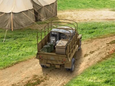 ICM WWII U.S. Army Kitchen Truck with Accessories 1:35 ICM35587