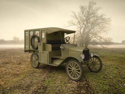 ICM Model T 1917 Ambulance, WWI American Car 1:35 ICM35661