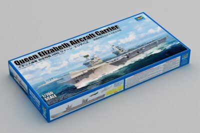 Trumpeter Royal Navy HMS Queen Elizabeth R08 Aircraft Carrier 1:700 PKTM06751